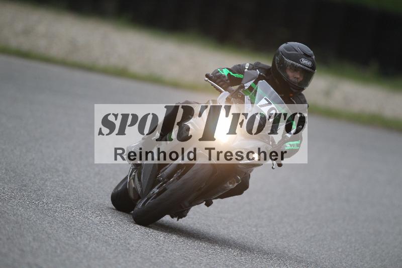 /Archiv-2025/10 23.04.2025 Cornu Master School ADR/gruen-vert/70